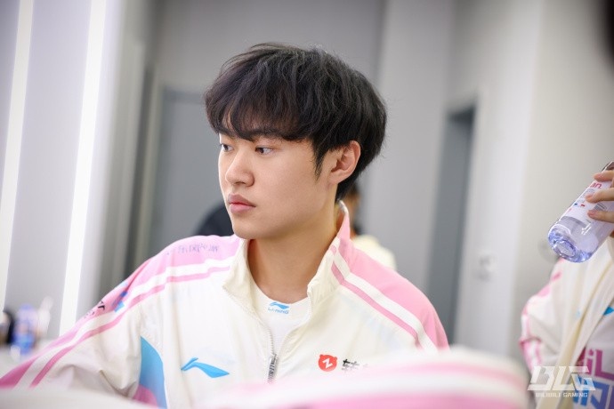 BLG发布赛后返图：认真剖析，扎实求进