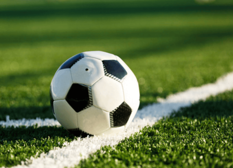 通过绿茵直播，体验多语言解说选项，满足不同文化背景的需求。