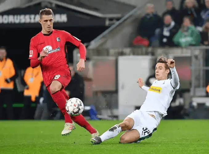 周六013德甲焦点！沃夫斯堡VS多特蒙德 残阵保级死磕争冠豪门 比分进球数精准预判