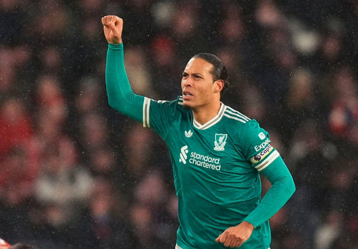 范戴克顶住压力头球破门 助利物浦重回胜轨获杰拉德盛赞防线升级